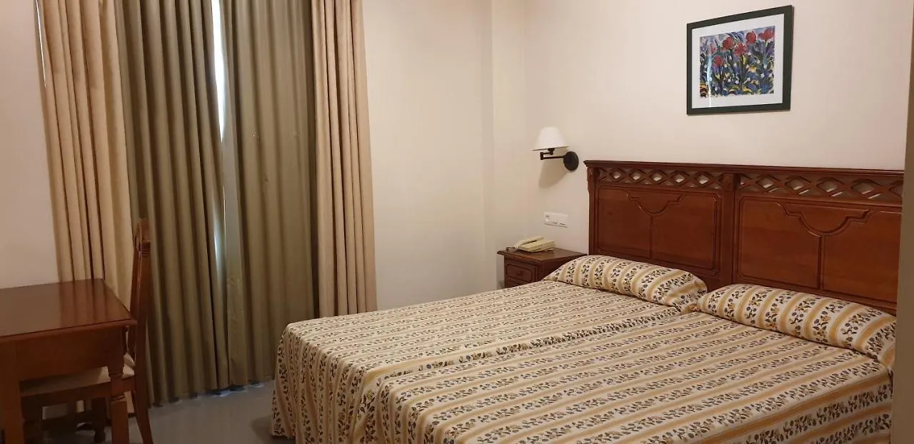Apartamentos Nerja Bahia 0*,  Spanien